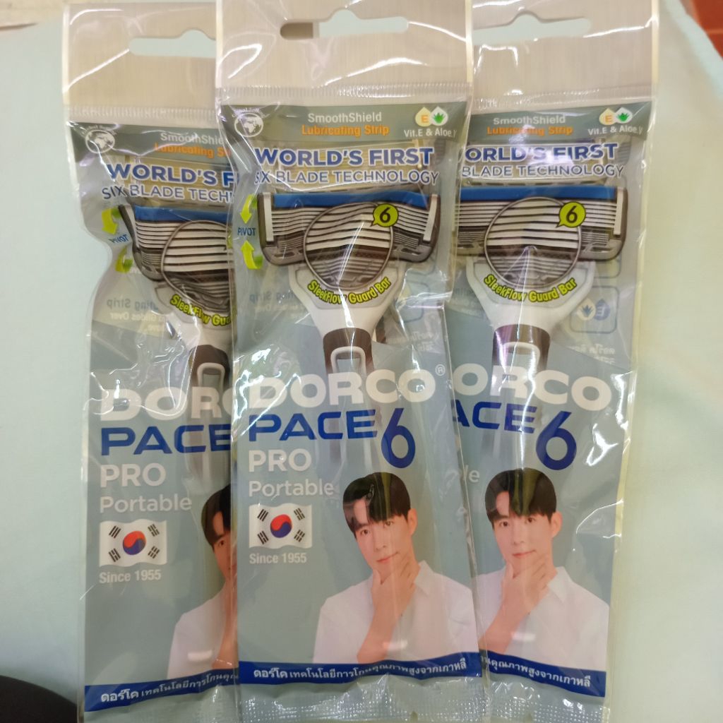 Dorco ดอร์โค มีดโกน หกใบมีด ลื่น คุณภาพสูงจากเกาหลี มีส่วนผสม vitamin E aloe vera