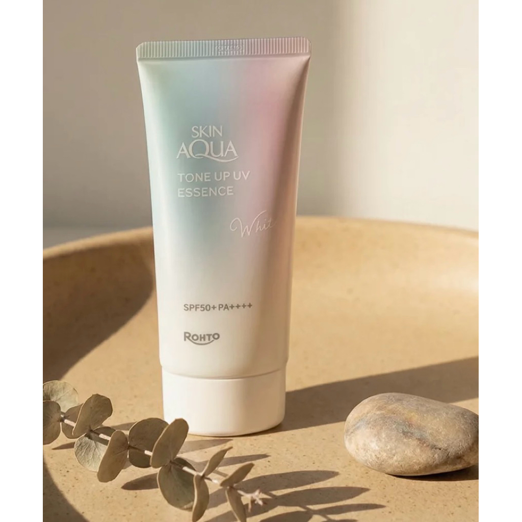 สูตรใหม่รีวิวฉ่ำ!!☀️ Skin Aqua Tone Up UV Essence (White) - ผิวออร่า พุ่งกระจาย! ✨ กันแดดตัวดังจากญี่ปุ่น 🇯🇵