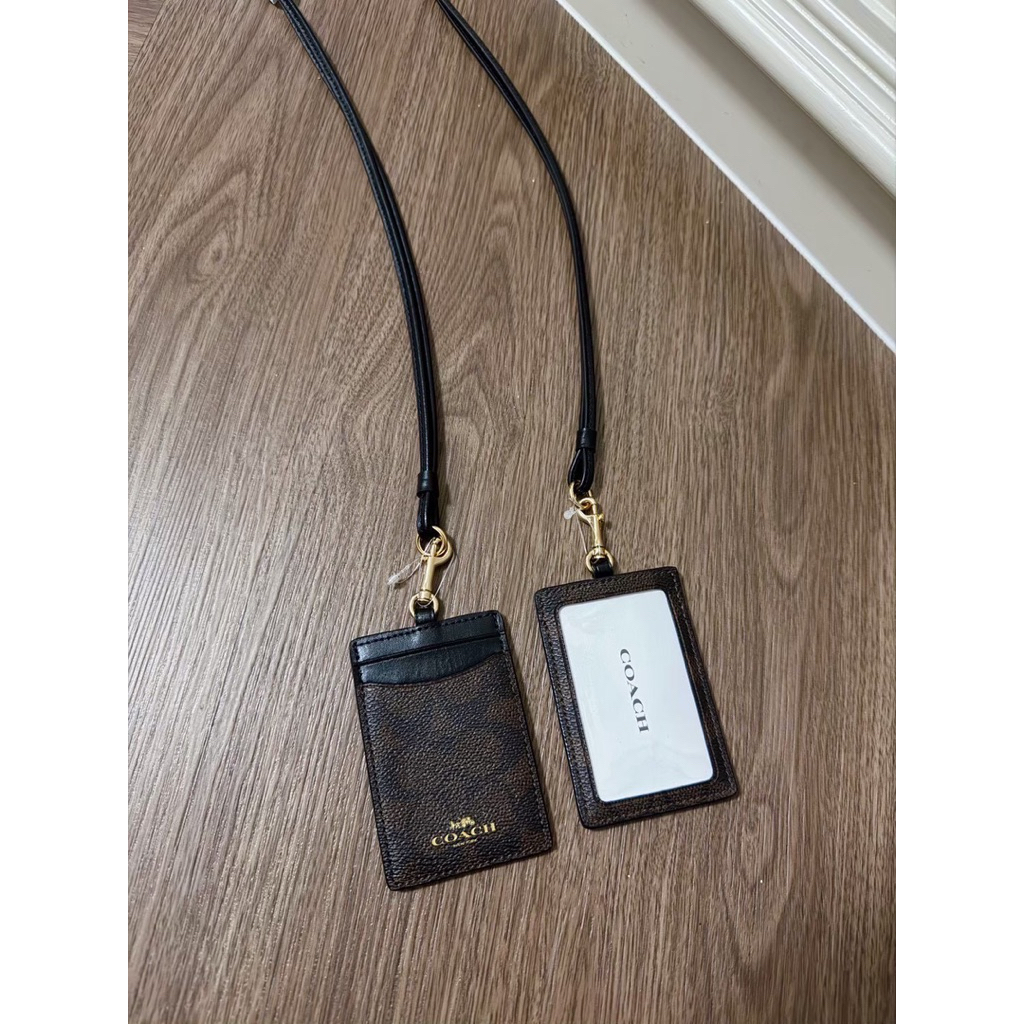 🇺🇸สายคล้องบัตร 💯Coach ID Lanyard In Signature Canvas (รุ่น 63274 หรือ CZ285)