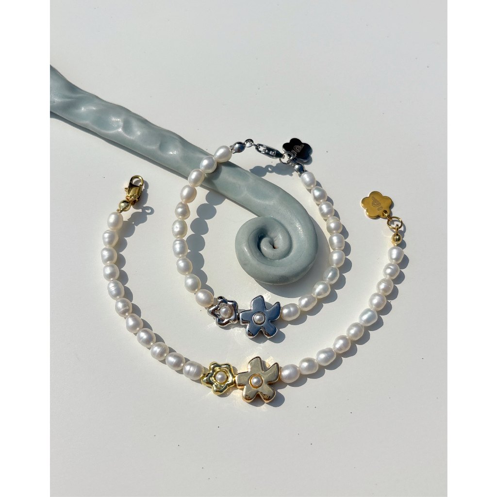 play.palette - Baby daisy pearl bracelet