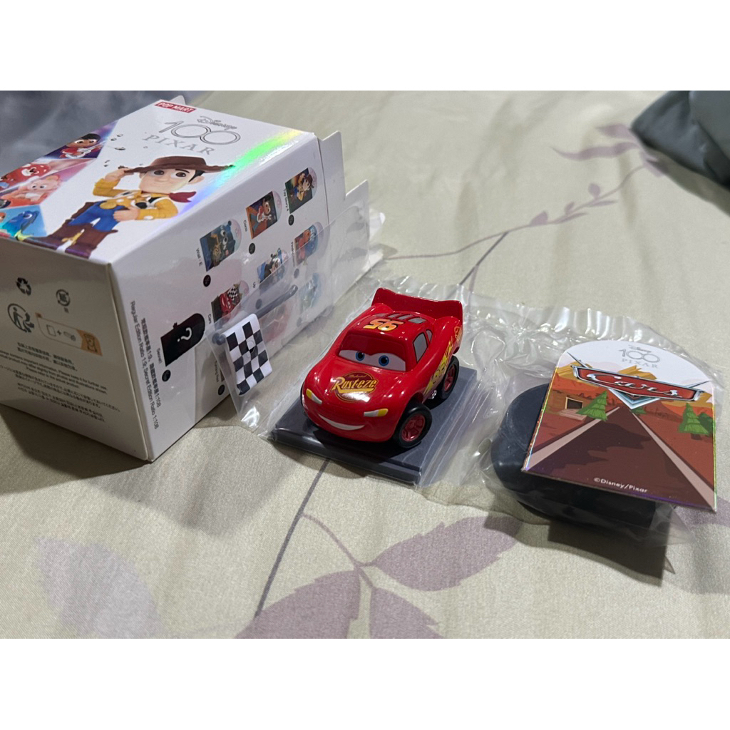 popmart - Disney 100 Pixar | Cars Lightning Mcqueen