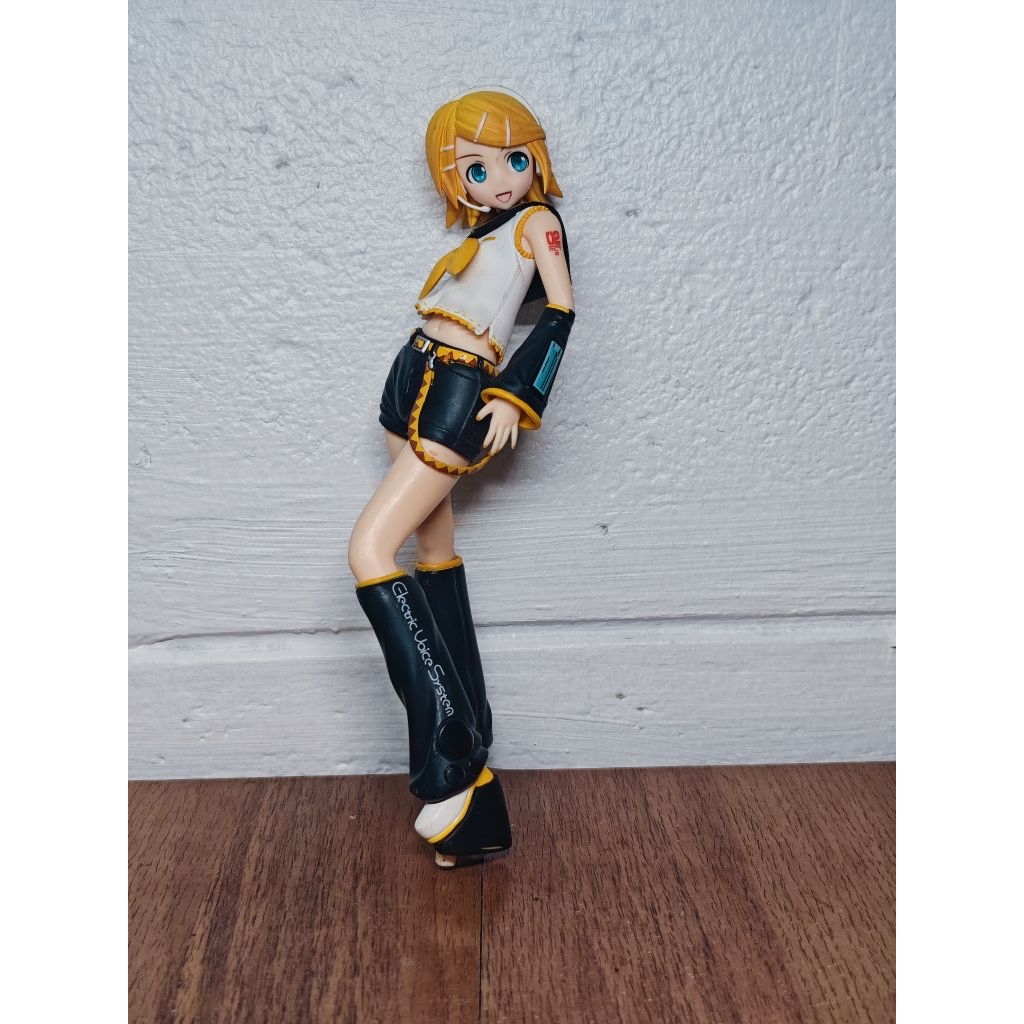 [มือสอง แท้🇯🇵]ฟิกเกอร์ Kagamine Rin จาก Vocaloid ไม่มีฐาน