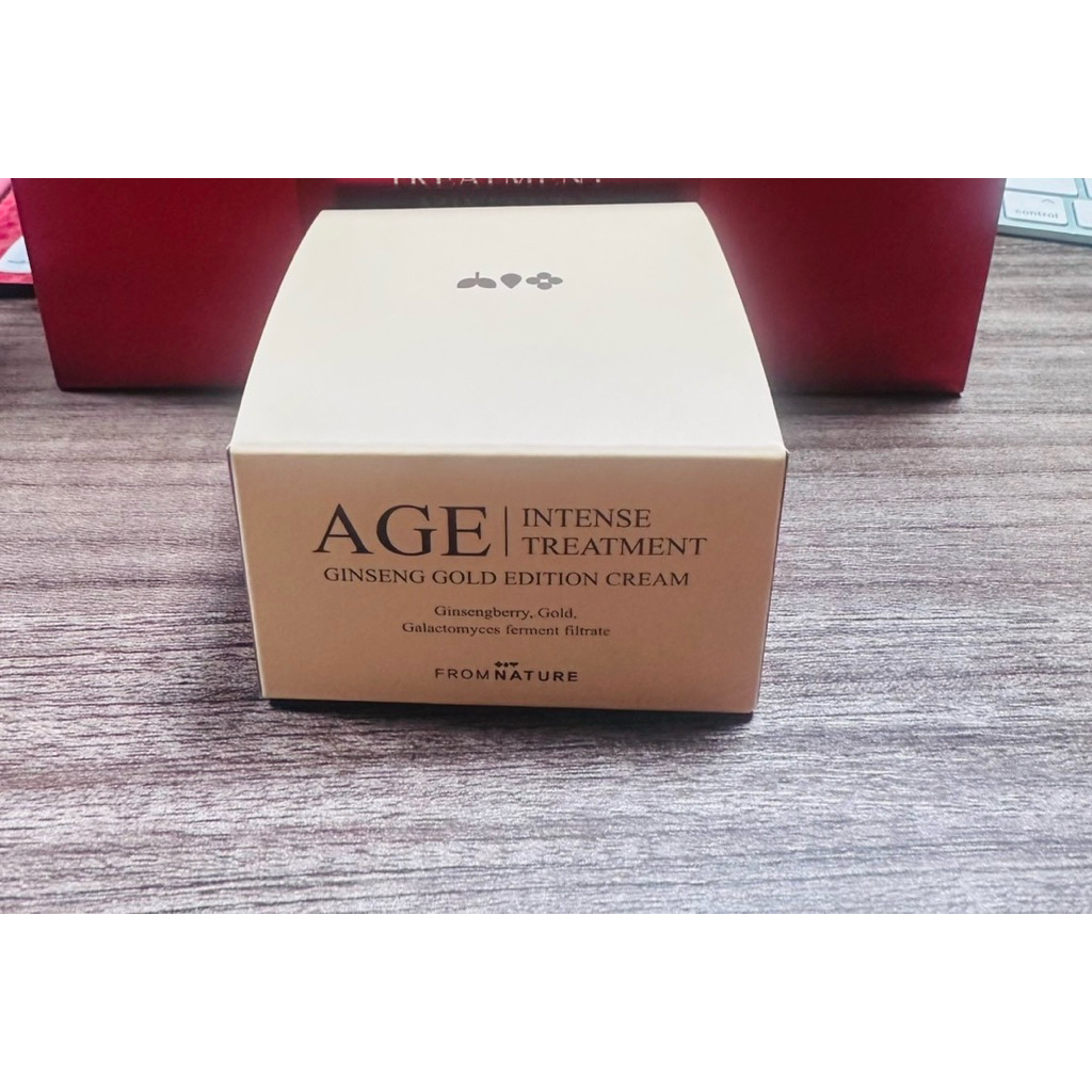 Age Intense Treatment Ginseng Gold Edition Creamครีมโสมแดง