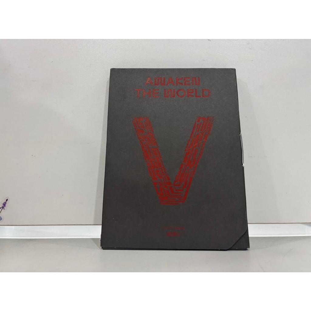 1 CD MUSIC  ซีดีเพลงเกาหลี  WayV - Vol.1 [Awaken The World]  VER World     (F2F12)