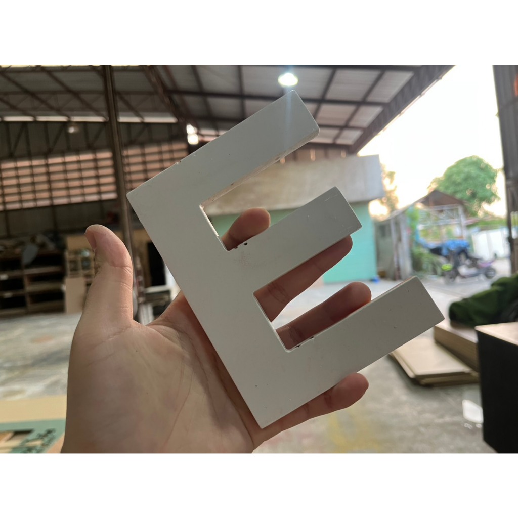 ตัวอักษรภาษาอังกฤษสำหรับทำป้าย ไม้พ่นสีตัวอักษร ขนาดสูง 7 ซม. ตัวหนังสือติดผนัง