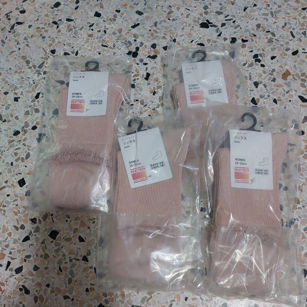 Uniqlo heattech ถุงเท้าผู้หญิง มือ1 จาก shop japan size 24-26cm