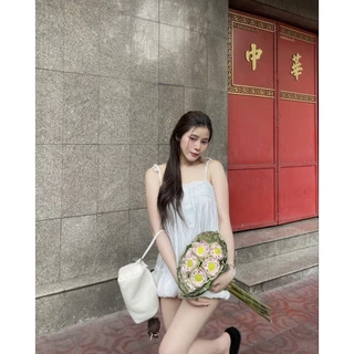 เสื้อสายเดี่ยวผูกไหล่ แต่งลูกไม้