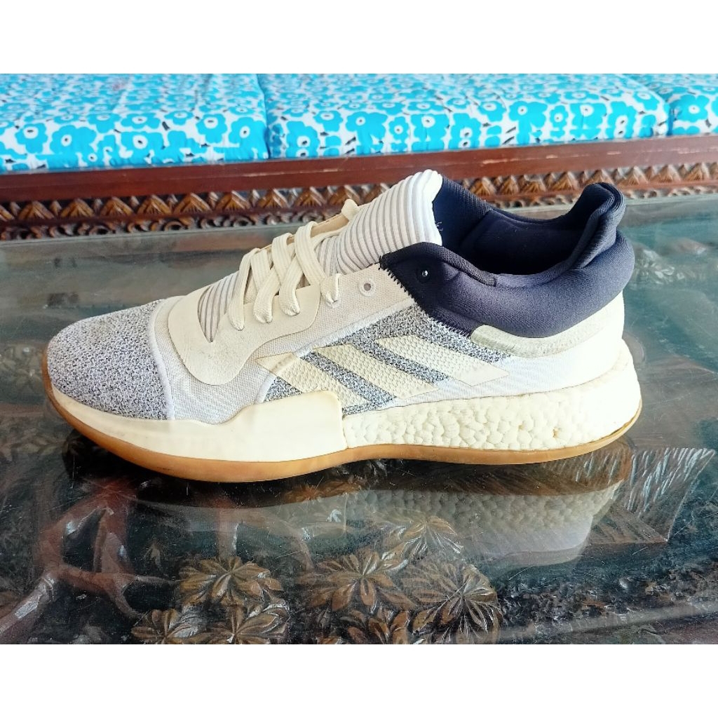 Adidas Marquee Boostรองเท้ามือสองUS13,JP310