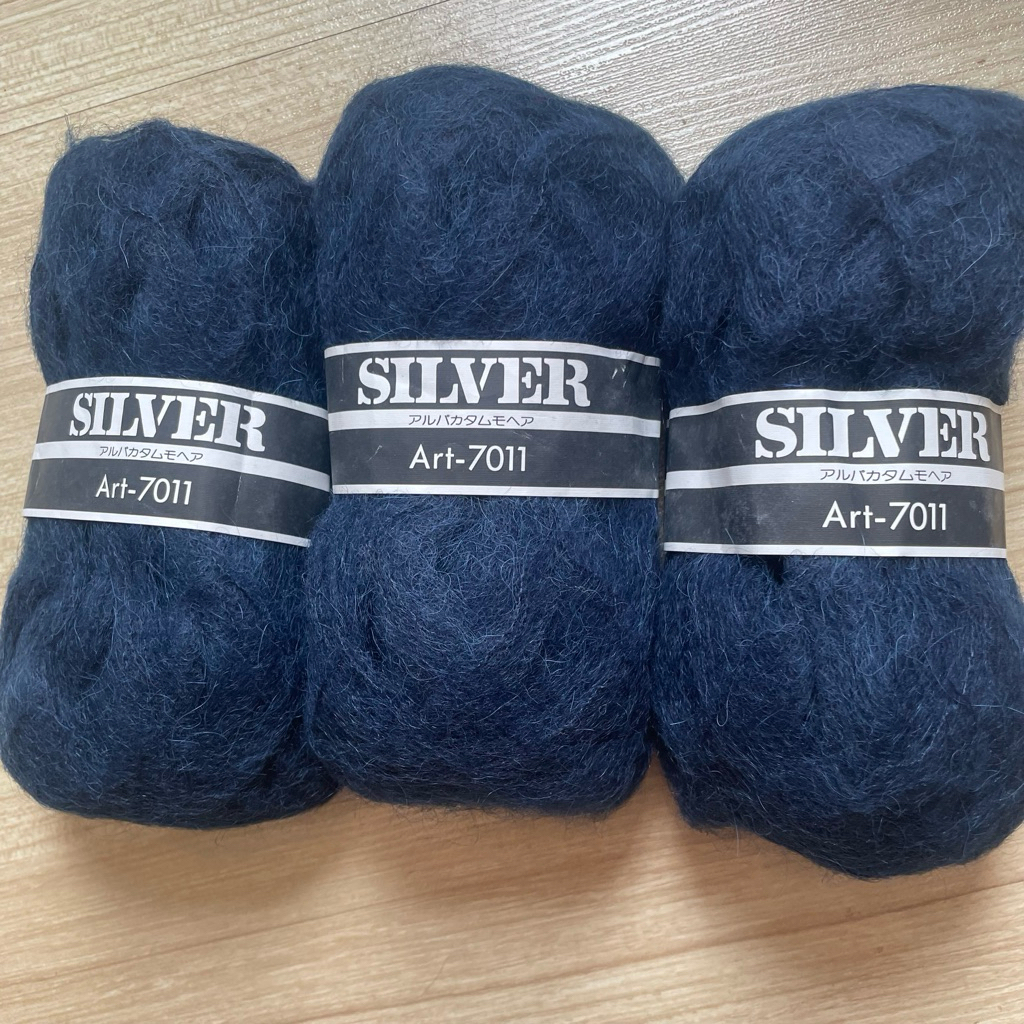 ไหมโมแฮร์ (Mohair Yarn / Mohair Roving) Silver Art-7011