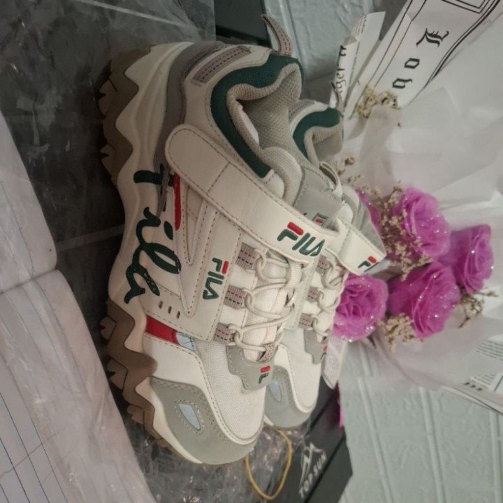รองเท้า FILA มือ2สอง