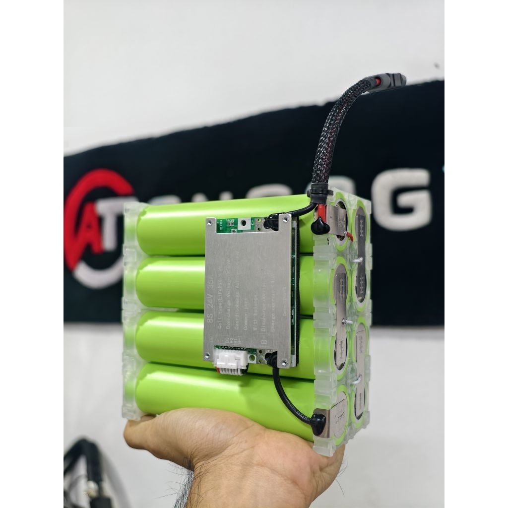 8S 25.6-29.2V 15A BMS CF 35A มีบาลานซ์