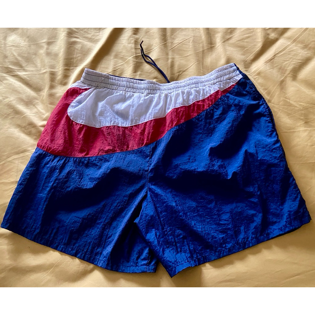 🔥✅🔥Original Vintage 90's NIKE Nylon Short Big Swoosh (Large)เอว 32“ - 38”(W) ยาว 17“(L) ปลายขา 14”(L