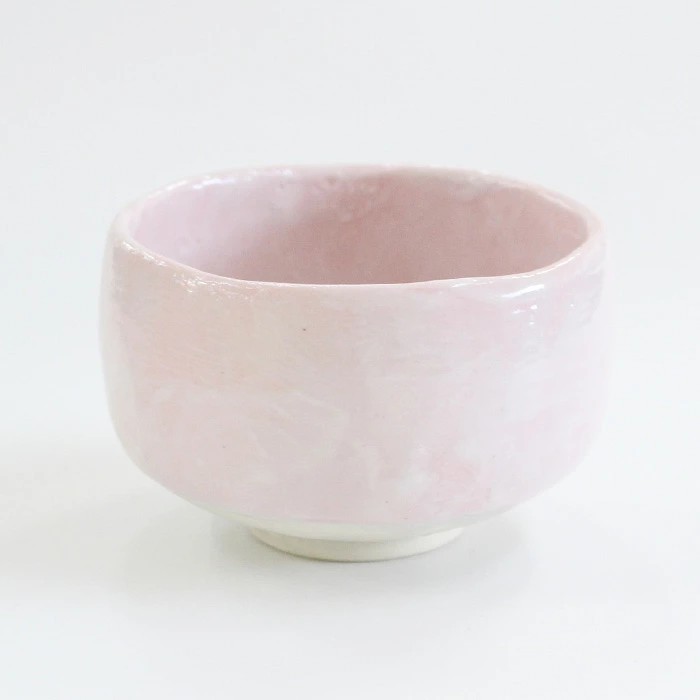 (สินค้าพร้อมส่ง) ถ้วยชงมัทฉะ Chawan Sakura Shino tataki style, Made in Japan