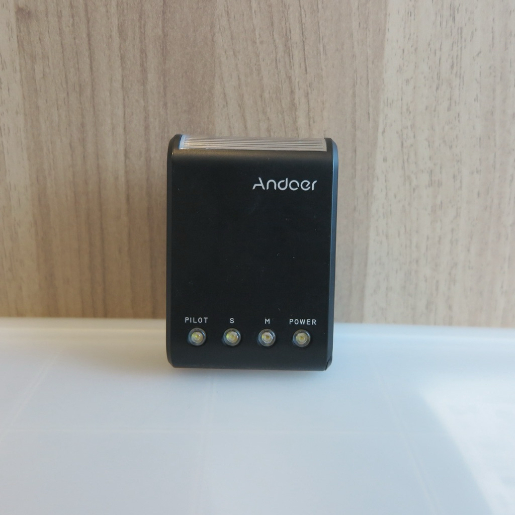 Andoer แฟลช WS-25 Digital Slave Flash (GN:18) เป็นแฟลชแยกแบบยิงตามแสง (slave)