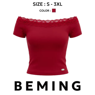 Bemingtop1174(S-3XL)-Karyi Top - เสื้อปาดไหล่ดีไซน์คอปาดแต่งลูกไม้ เพิ่มดีเทลอะไหล่โลโก้ BEMING