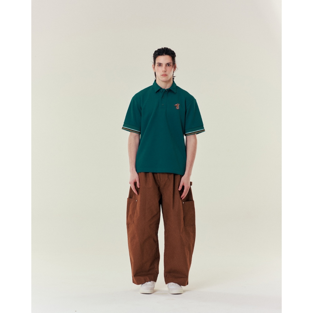 S26MD SMILEYHOUND CONTRAST SLEEVE STRIPE POLO WITH RIBBON LOGO