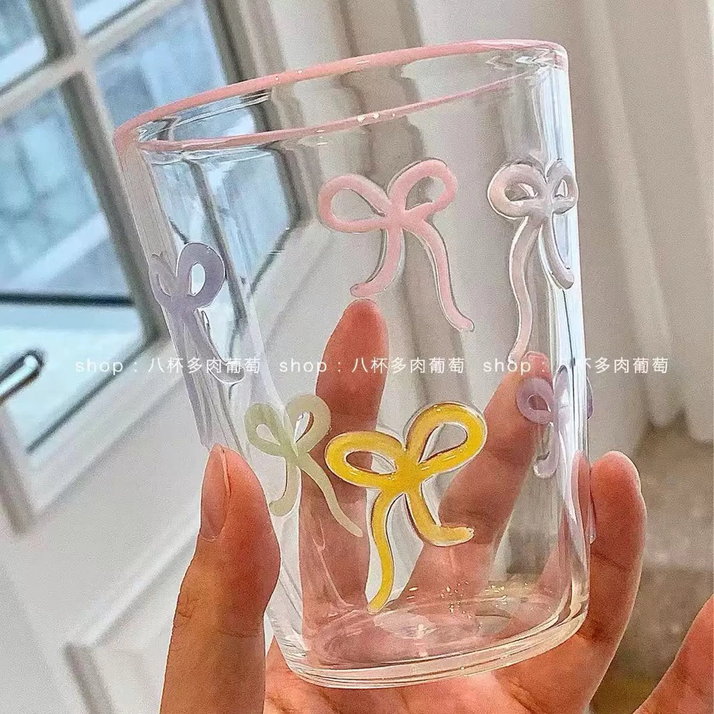 พร้อมส่ง 🎀 แก้วน้ำรูปดาวแบบใสรอบข้างเพ้นท์เป็นลายดำมินิมอลสำหรับปาร์ตี้น่ารักขนาด 380 มิล