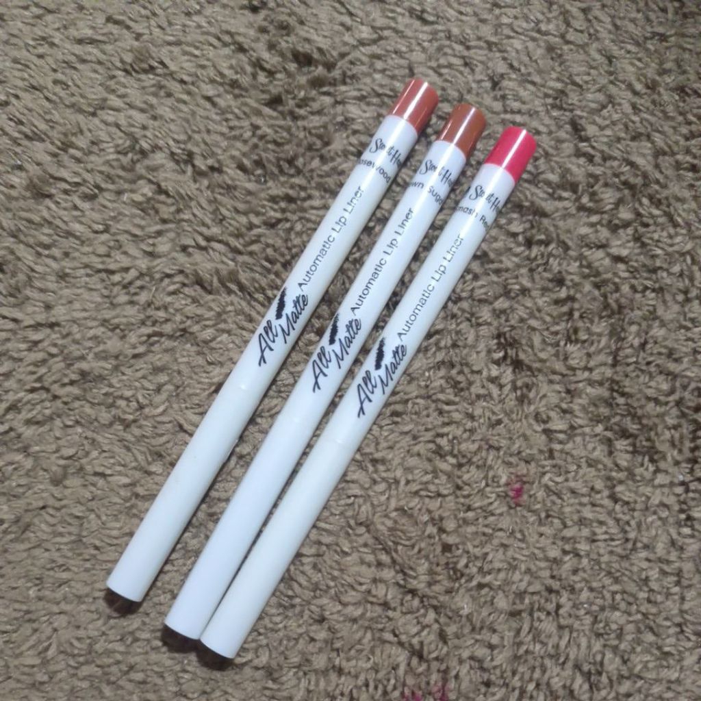 Automatic Lip Liner ลิปสติกดินสอ แท่งขาวเล็ก เนื้อดี เขียนง่าย ติดทนนาน มี3สี ขายเป็นแท่ง ของมีจำนวนจำกัด พร้อมส่ง!!!!!
