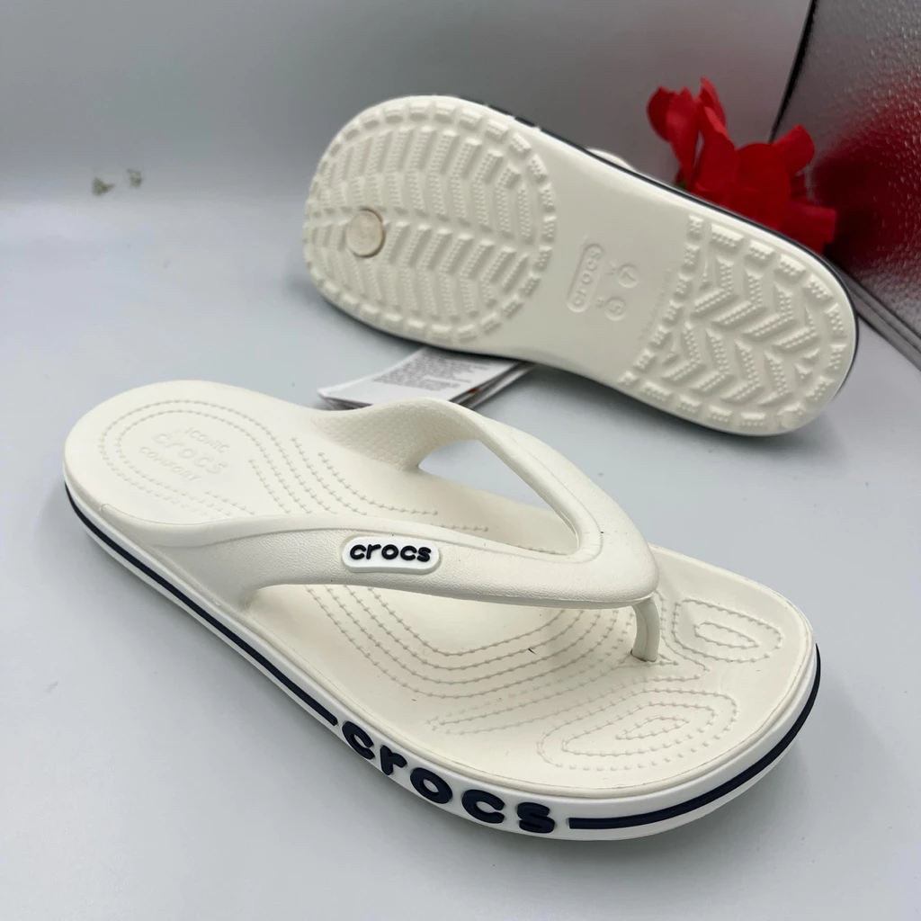 Crocsรองเท้าแตะ แบบลำลอง เบา นิ่ม ใส่ได้ทุกเพศ