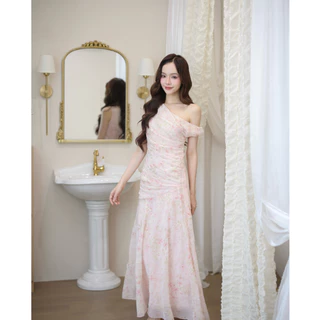 Pirunya - Long Dress 18 เดรสยาว ไหล่เดียว แขนกุด จับเดรป รูดเฉลียง กระโปรงระบาย (ผ้าพิมพ์ลาย Blush Garden)
