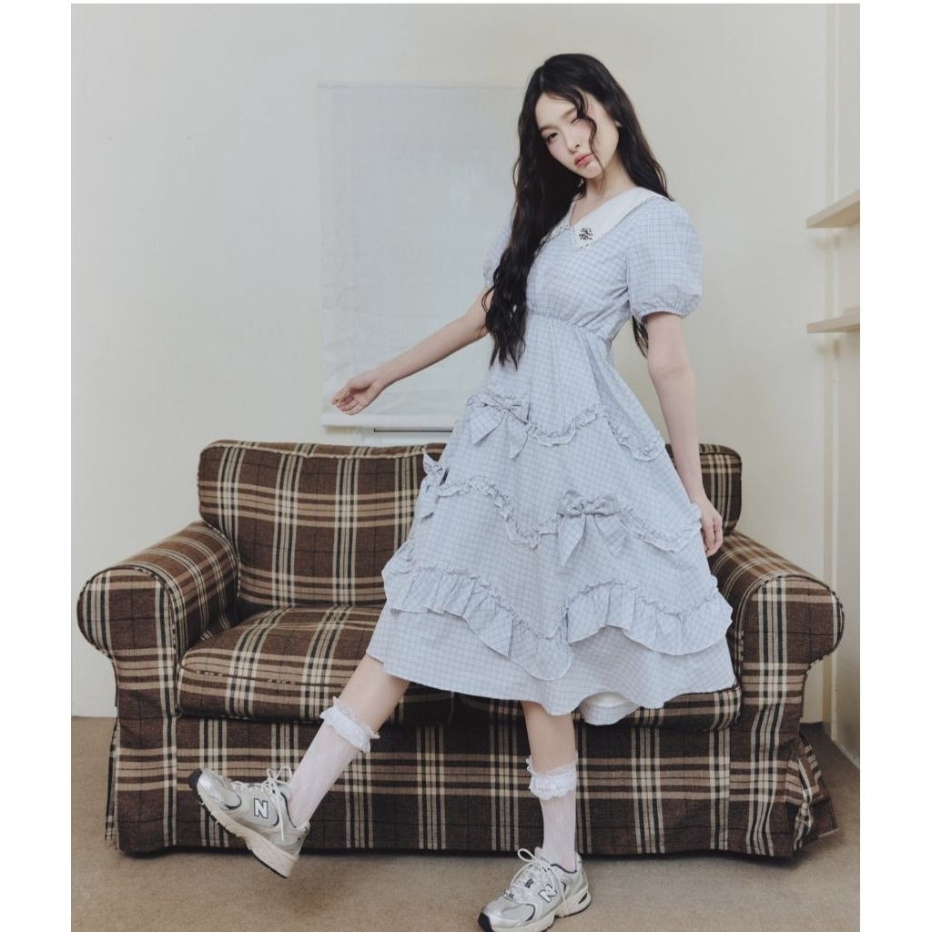 Flat2112 Lady Bridgeton Midi Dress
