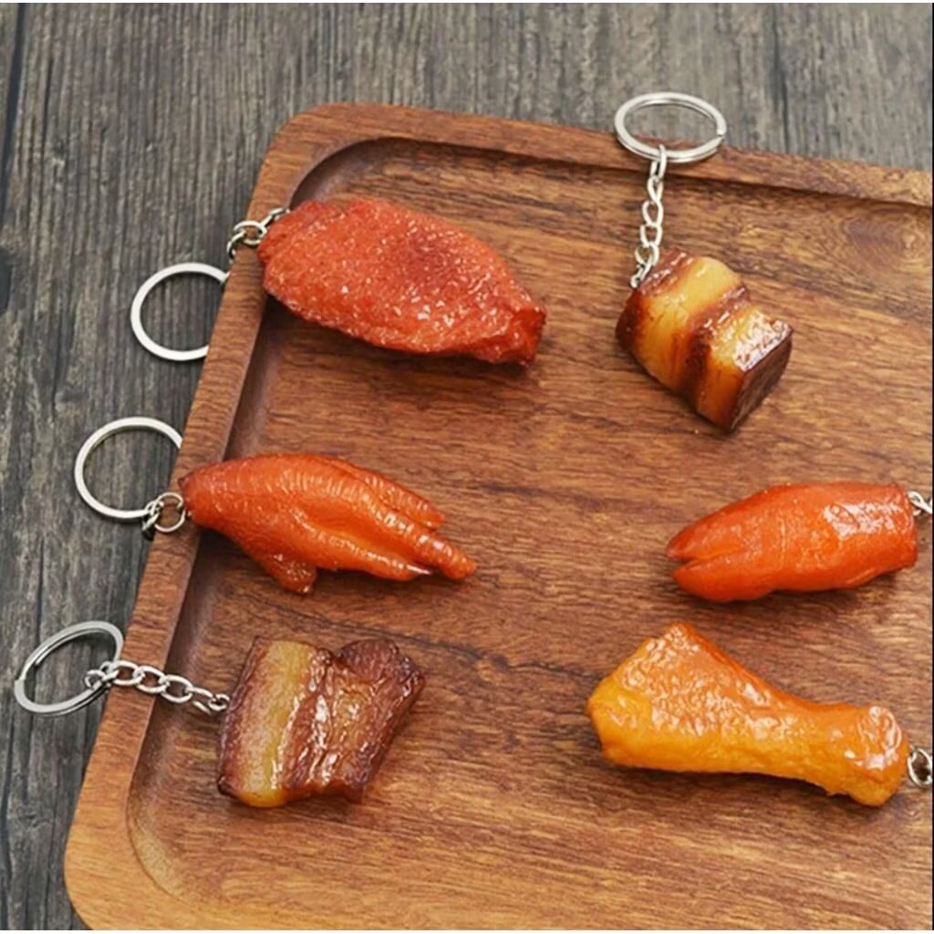 พวงกุญแจอาหารปลอม ขนาดเล็ก หมูกรอบ น่องไก่ ปีกไก่ พวงกุญแจสร้างสรรค์ ของขวัญ แปลกใหม่