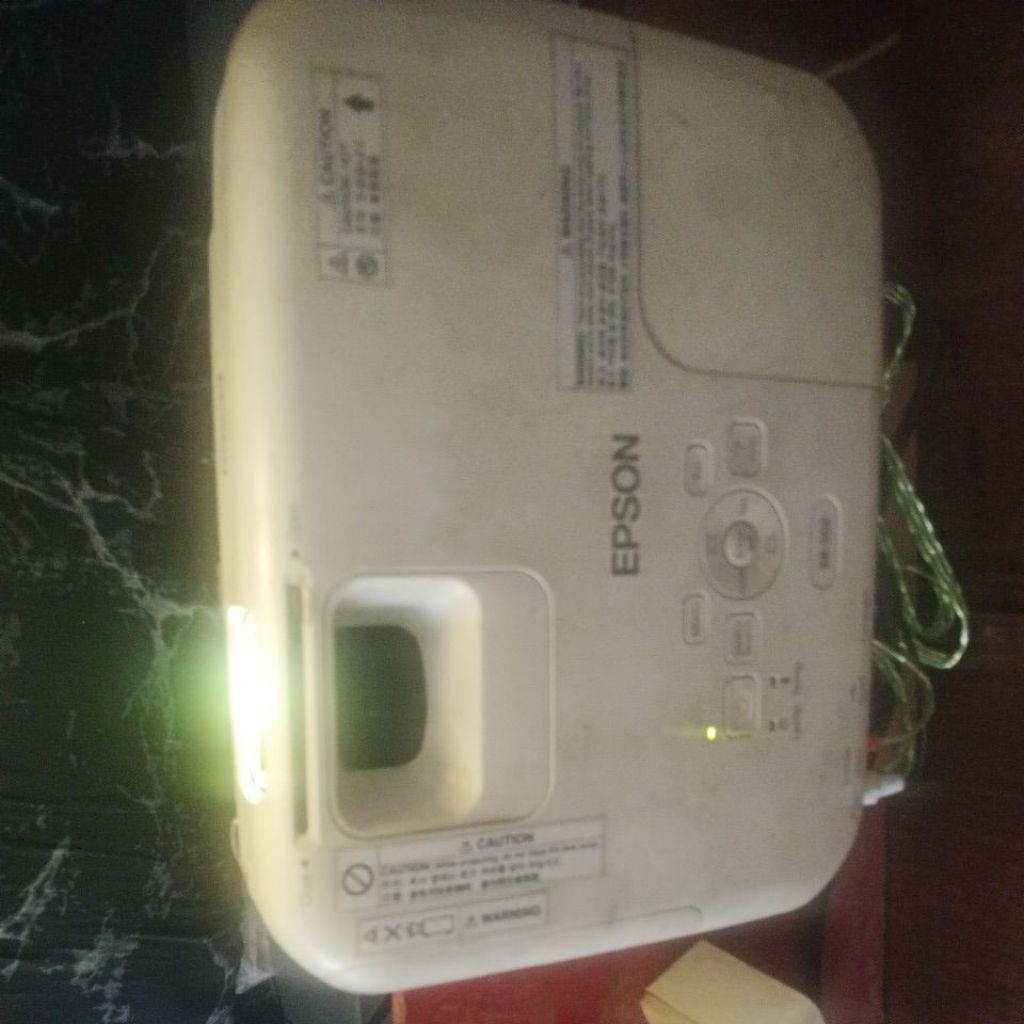 EPSON EB-S02มือ2สภาพดี