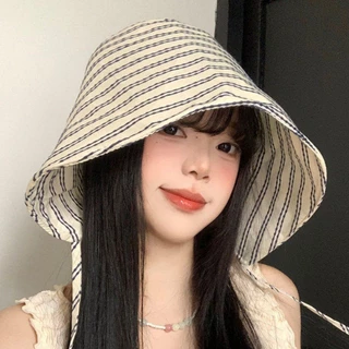 Miss_J พร้อมส่งจากกทม🎀หมวกทรงบักเก็ตลายทางสไตล์ฝรั่งเศสช่วยให้ใบหน้าดูเล็กลง