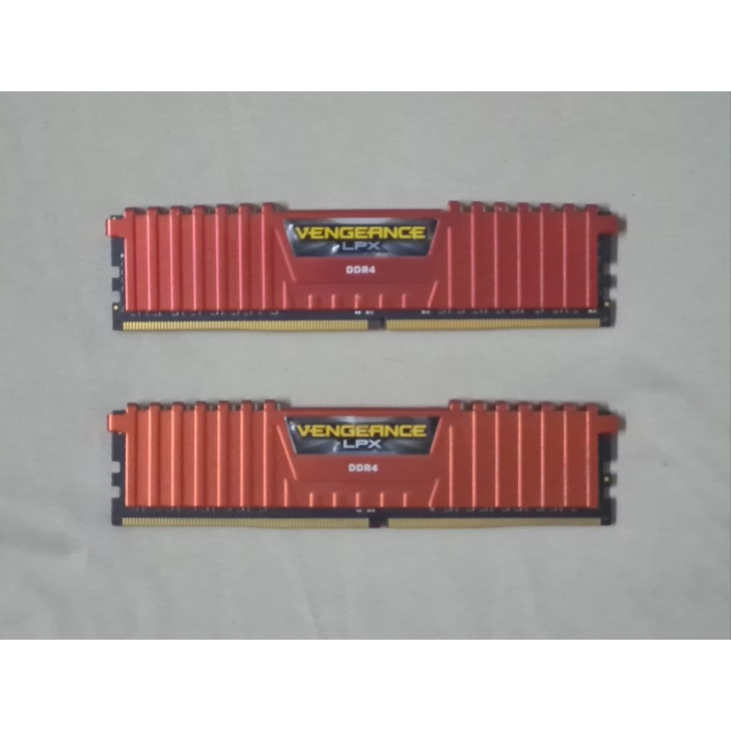 Ram PC DDR4 16Gb/2666 (8x2) ยี่ห้อ  Corsair