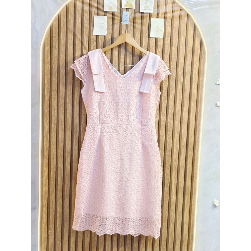 เดรสลูกไม้สีชมพูป้ายJust Girlieใส่ทำงานหรือออกงานสวยมาก size l