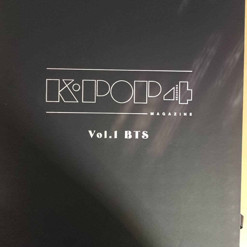 สินค้า BTS KPOP4 is Vol.1 BTS Photobook Set