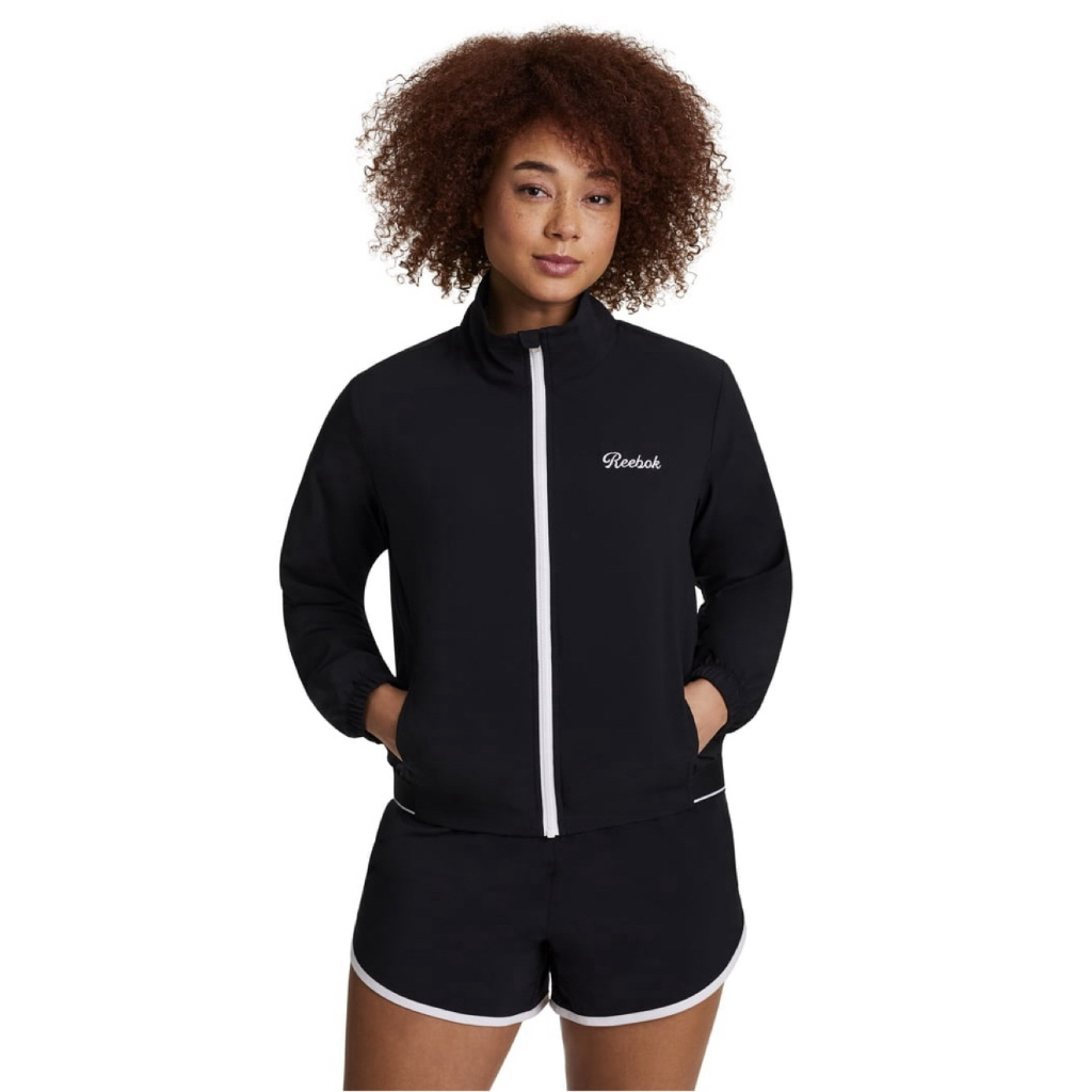 CARE LORiE แจ็คเกต Reebok Courtside Full Zip Jacket ใส่วิ่งสาวอวบ