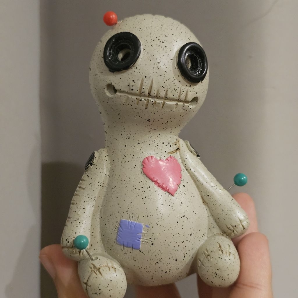 ที่วางกรวยกำยานรูปตุ๊กตาวูด (Voodoo Doll Cone Incense Burner)