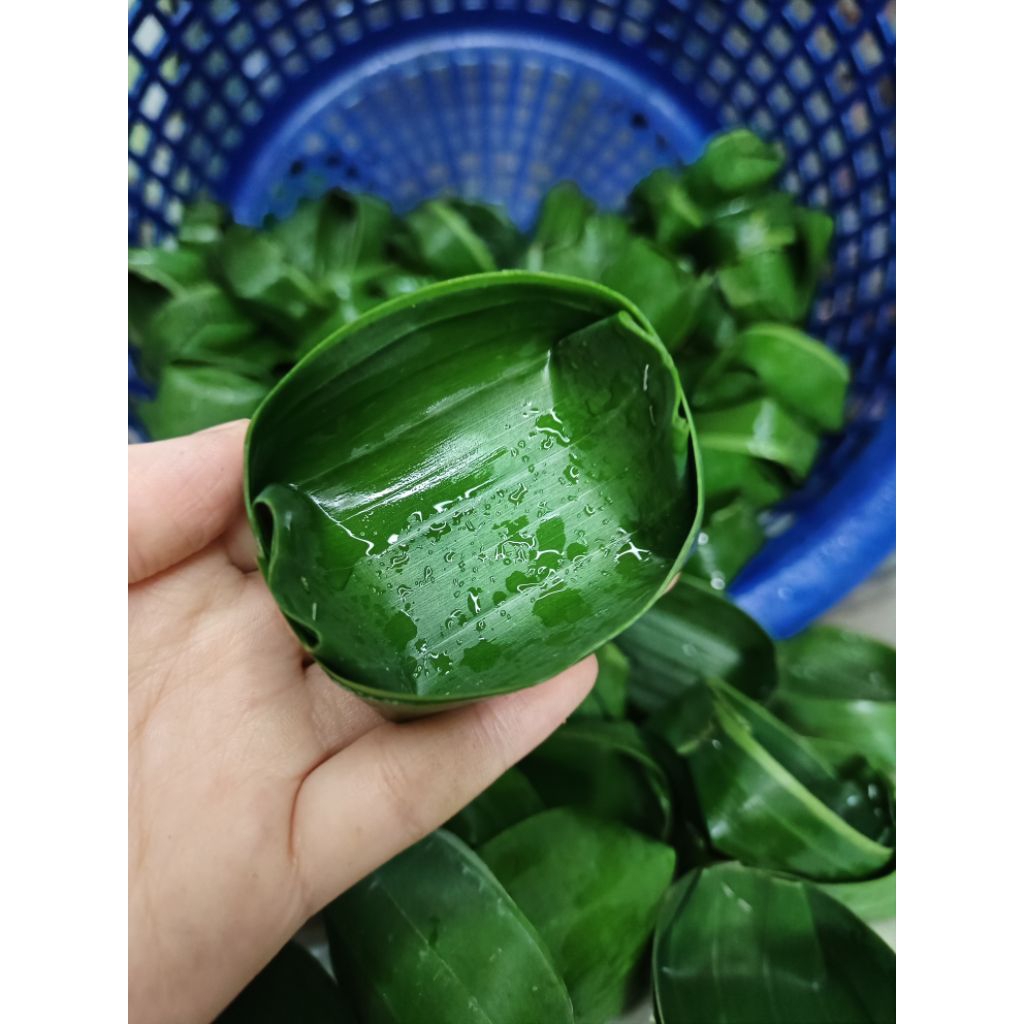 กระทงใบตองทรงเรือ 100ใบ/ชุด ขนาด4-6ซม. ใส่ขนม จัดเบรคเพิ่มความสวยงาม