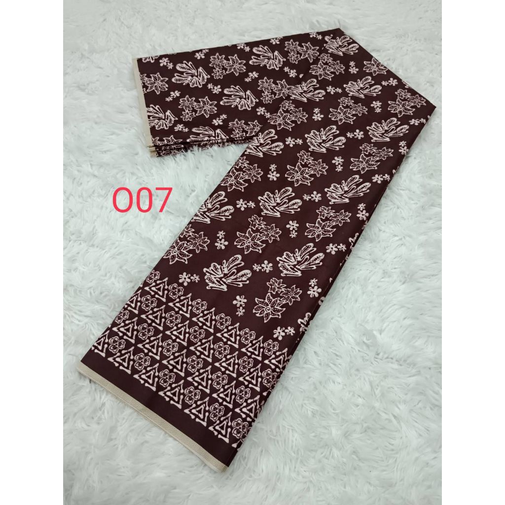 ผ้าบาติก ผ้าคอตตอน100% ผ้านิ่มไม่ลื่นสีไม่ตกซับน้ำได้(O01-O18)ผ้าถุงเย็บสำเร็จและตัดชุดได้ ราคาส่งซื้อ30ชิ้น++ราคา53บาท