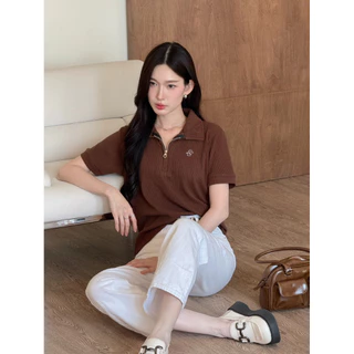 Lucia Knitted Polo Top : เสื้อโปโลไหมพรมดีเทลซิป Longsaidoo_