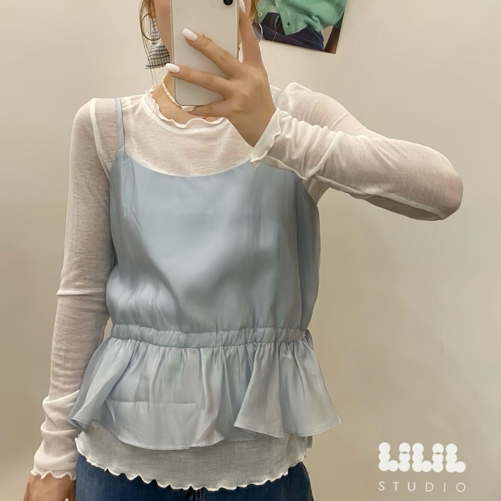 เสื้อ​ 2 ชิ้น​ สายเดี่ยวกับแขนยาว​ โทนสีพาสเทล​ ใส่เที่ยว​ มี​ 2 สี