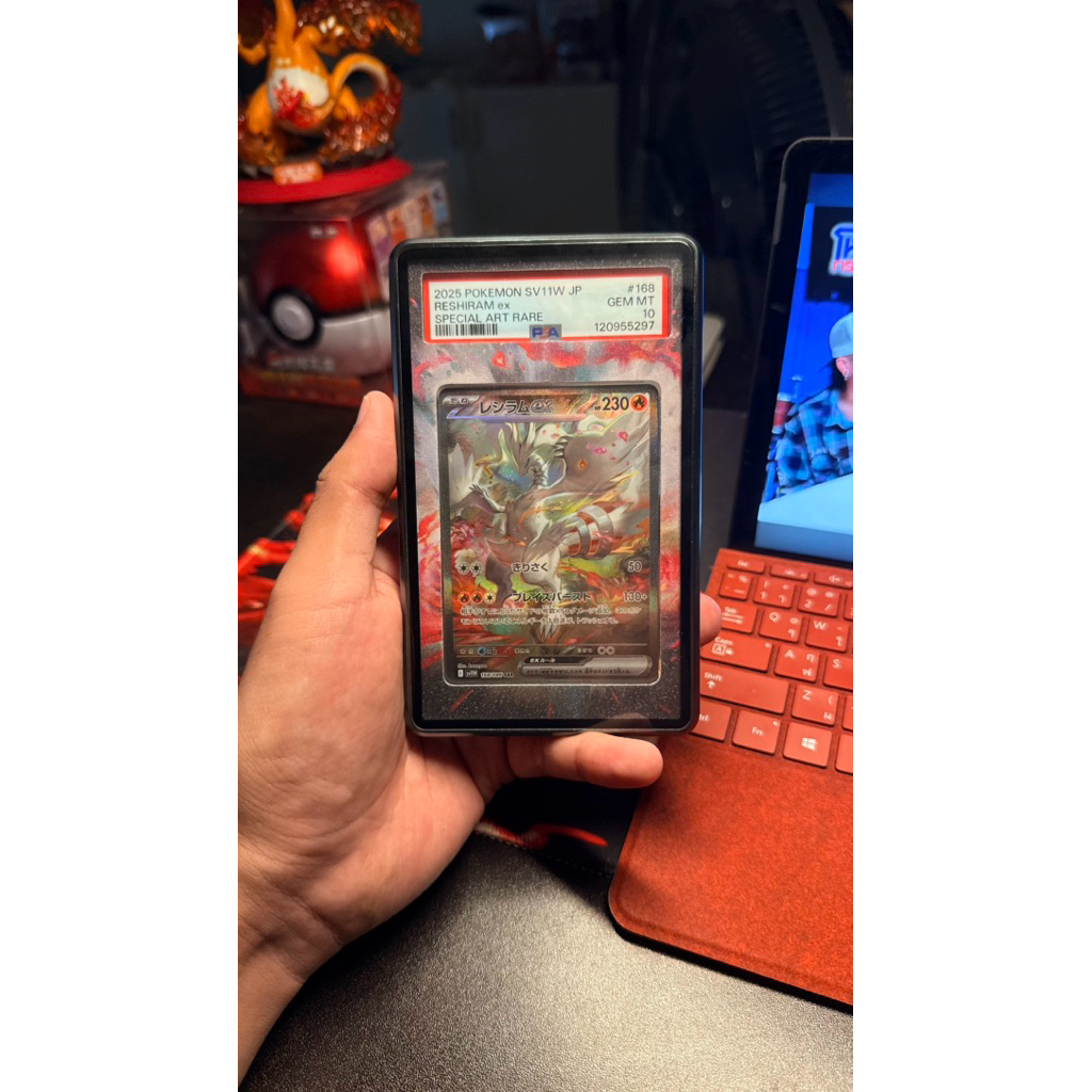 Reshiram sar psa10 ของแท้