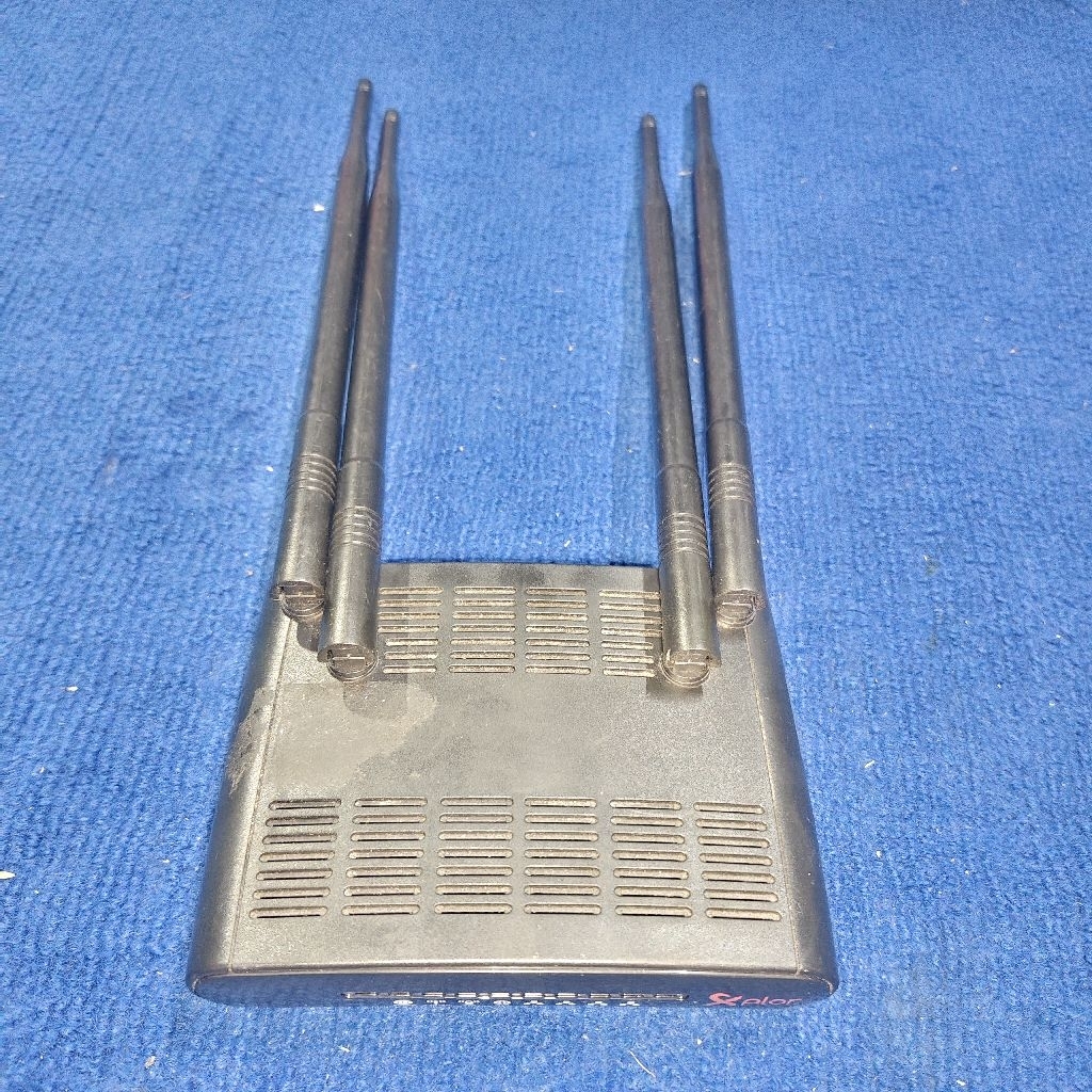 Router / WiFi Repeater Xplor RE1200R4GC-2T2R-V3 กระจายสัญญาณ (ใส่ซิมไม่ได้) ไม่มีอะแดปเตอร์