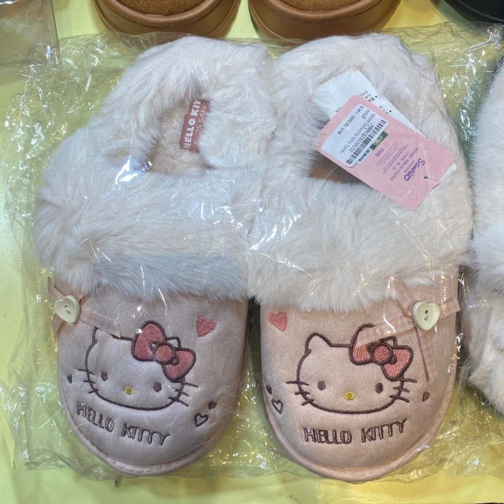 kitty รองเท้าทรง ugg ของแท้พร้อมส่ง น่ารัก