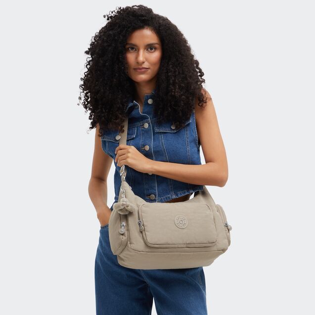 กระเป๋า KIPLING รุ่น GABBINA Soft Taupe