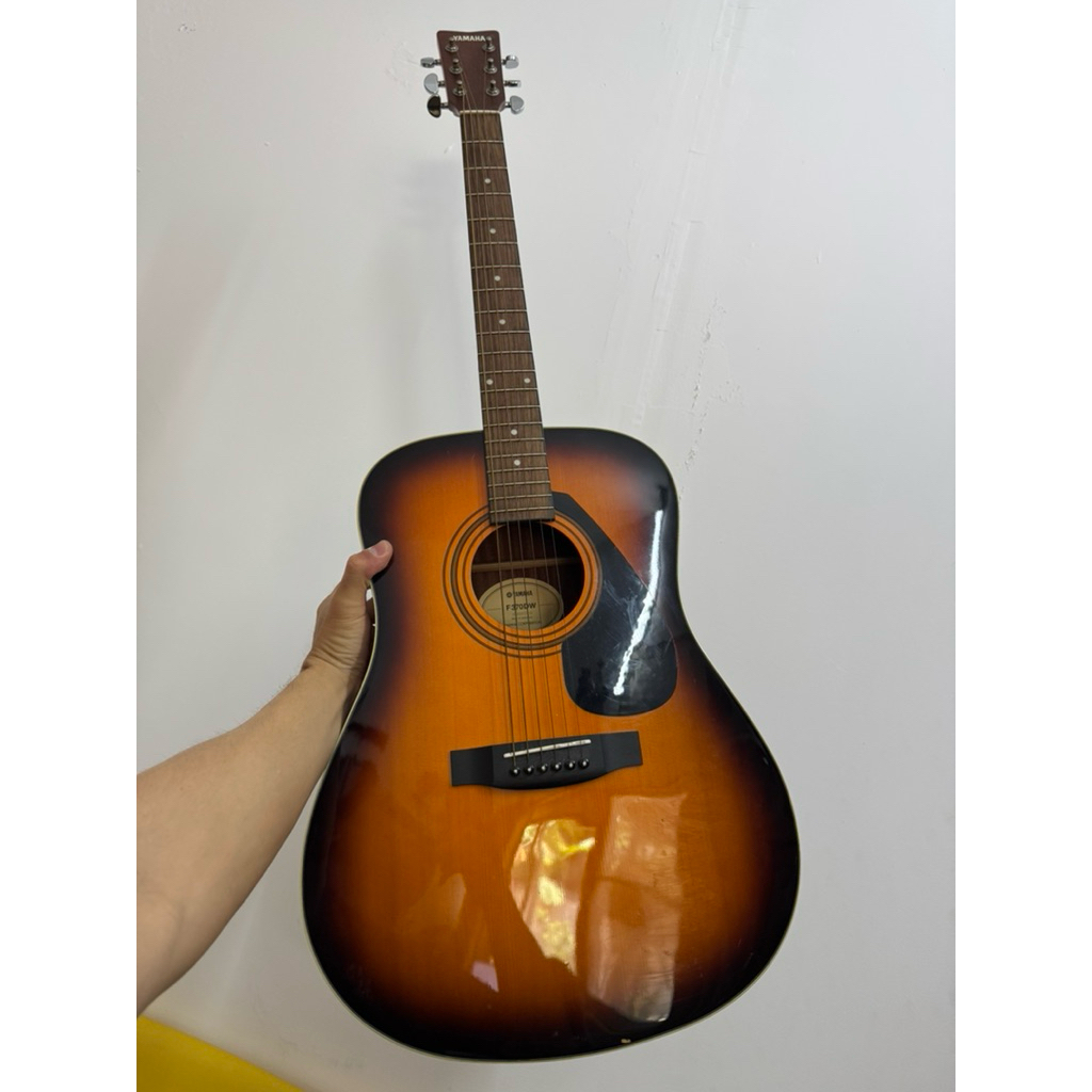 กีต้า Yamaha F370DW สภาพสวยๆใหม่ เสียงเพราะ