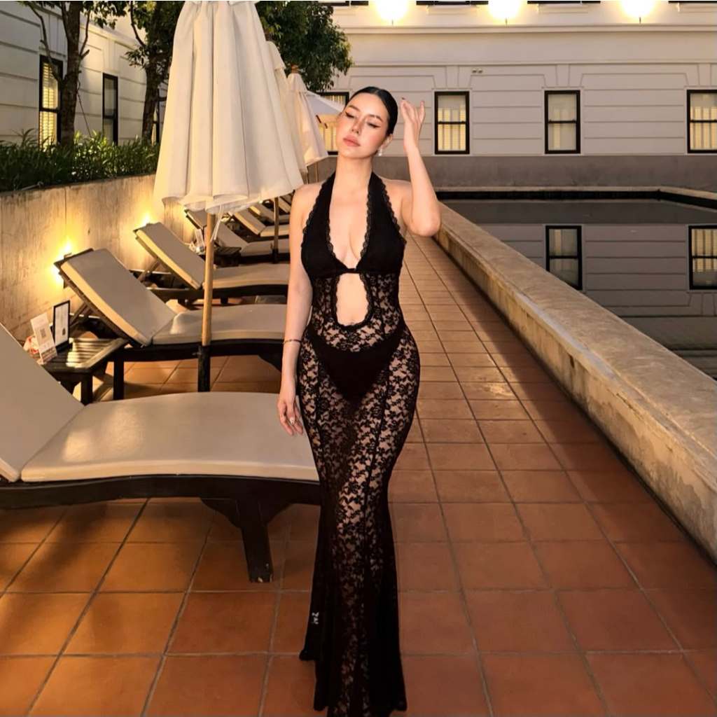 เดรสคล้องคอซีทรูลูกไม้ดำ [480฿] ใส่คลุม Bikini ลูกไม้ซีทรูทั้งตัวค่ะ   ยืด นิ่ม เซ็กซี่มาก ทรงหางปลา