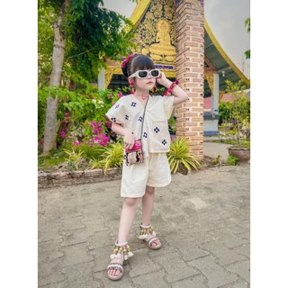 ชุดเด็กดอย ชุดเซ็ทเสื้อกางเกง รุ่นคอวีทรงกระเหรี่ยง น่ารักๆ