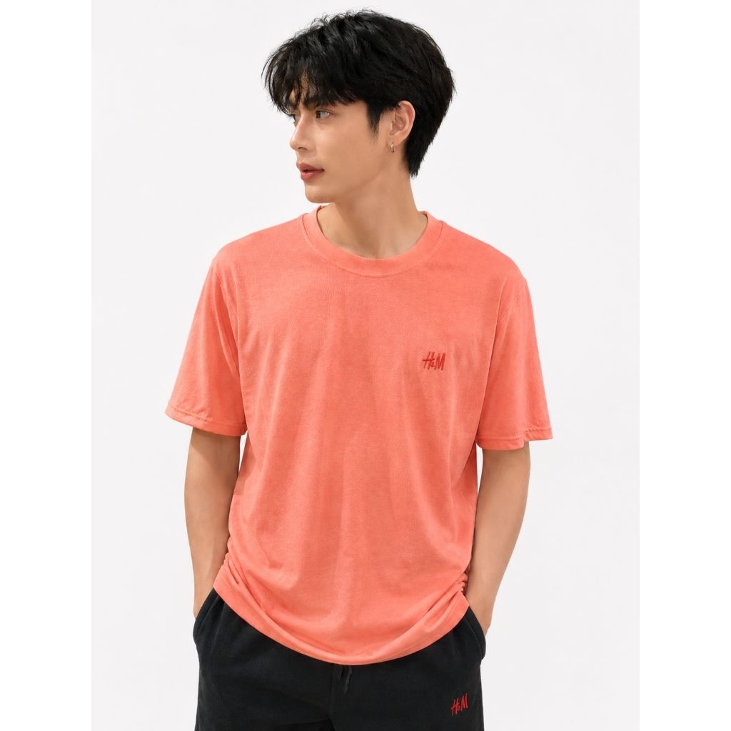 เสื้อยืดคอกลม ผ้าcotton ลายปักHM