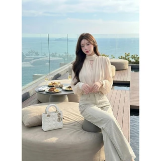 M2151 เสื้อชีฟองคอปีนแต่งระบาย เรียบหรู ดูแพง สไตล์ลูกคุณ ยกระดับลุคของคุณให้ดูแพงกว่าใคร