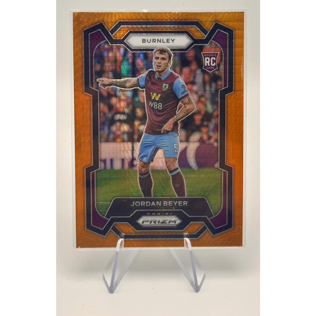 Jordan Beyer จากทีม Burnley ในชุด 2023-24 Panini Prizm Premier League