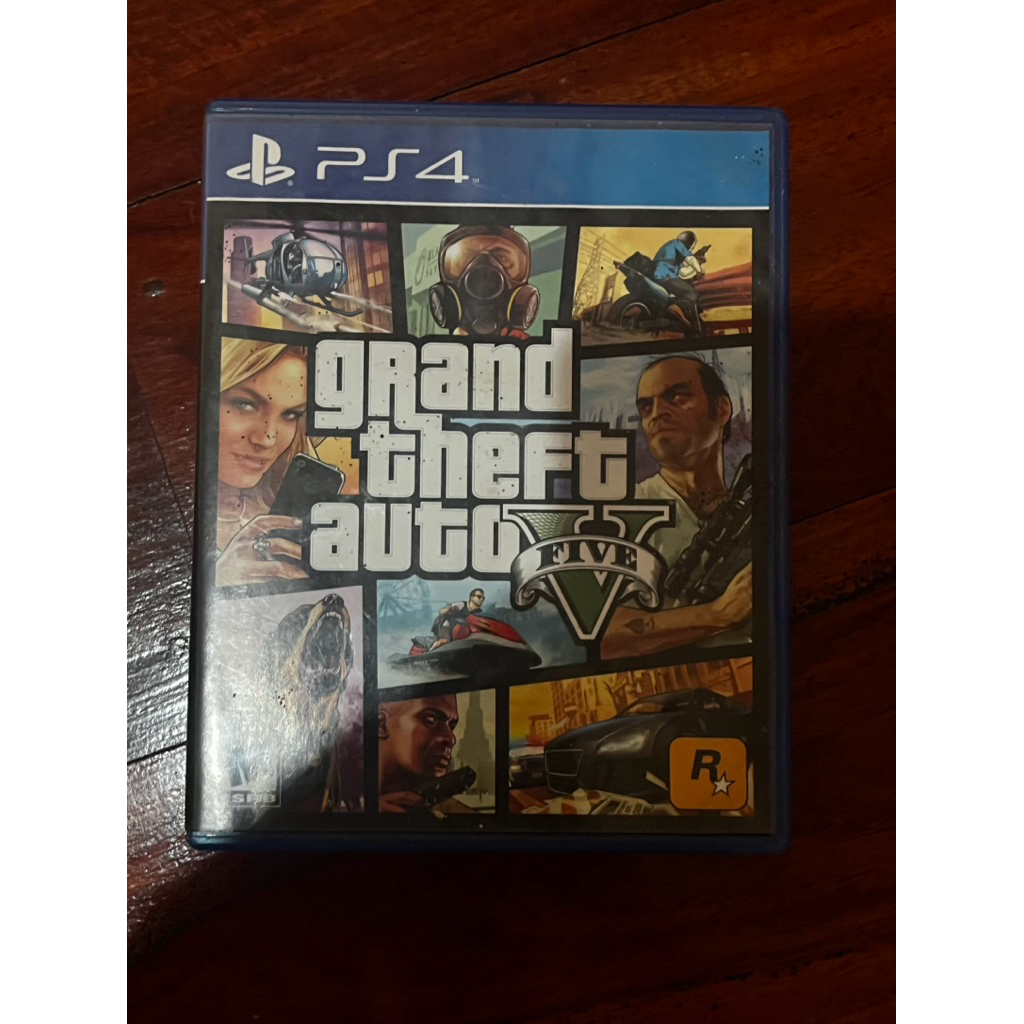 เเผ่นเกม gta 5 ps4 มือสอง(ส่งฟรี)