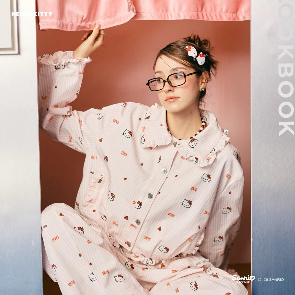 แถมโทนเนอร์แพดลากลาส (พร้อมส่ง) Lookbooklookbook x Hello