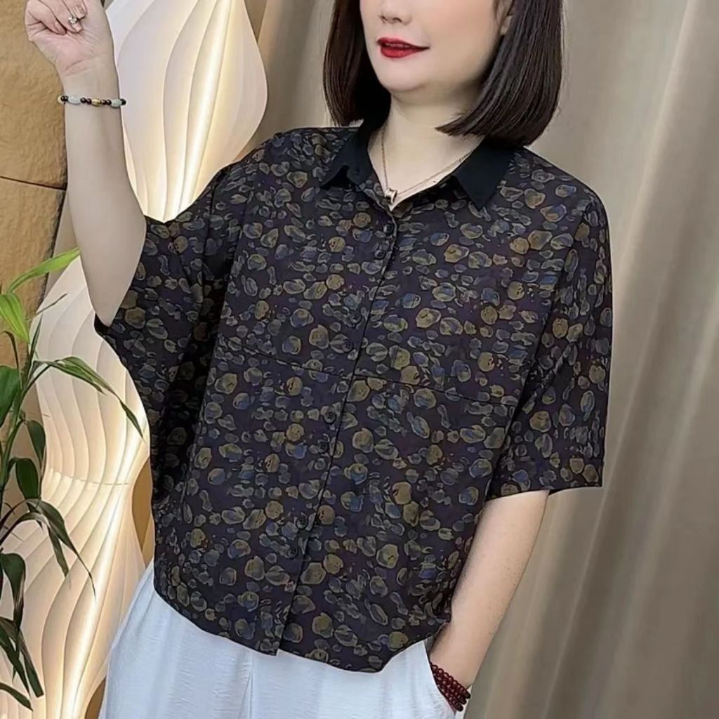 เสื้อใหม่ฤดูร้อนปี 2026 เสื้อเชิ้ตทรงหลวมสำหรับคุณแม่ คอปก แขนสั้น